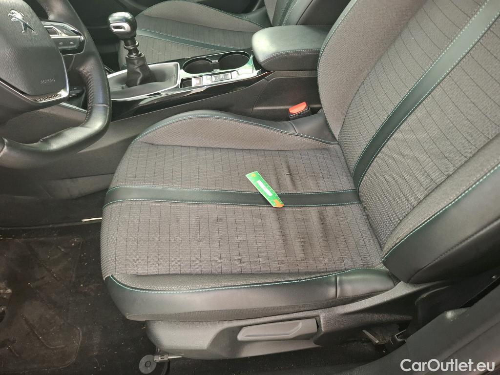  Peugeot  2008  Allure Business 1.5 HDi 110CV BVM6 E6d #14
