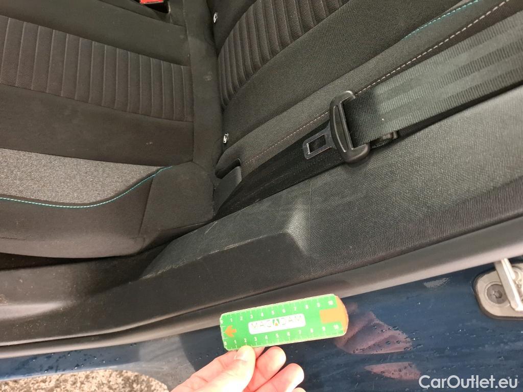  Peugeot  3008  II Active Pack 1.2 PureTech 130CV BVA8 E6d #12