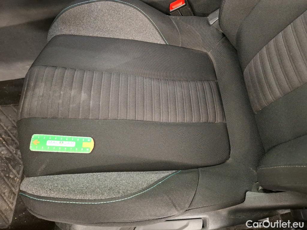  Peugeot  3008  II Active Pack 1.2 PureTech 130CV BVA8 E6d #22