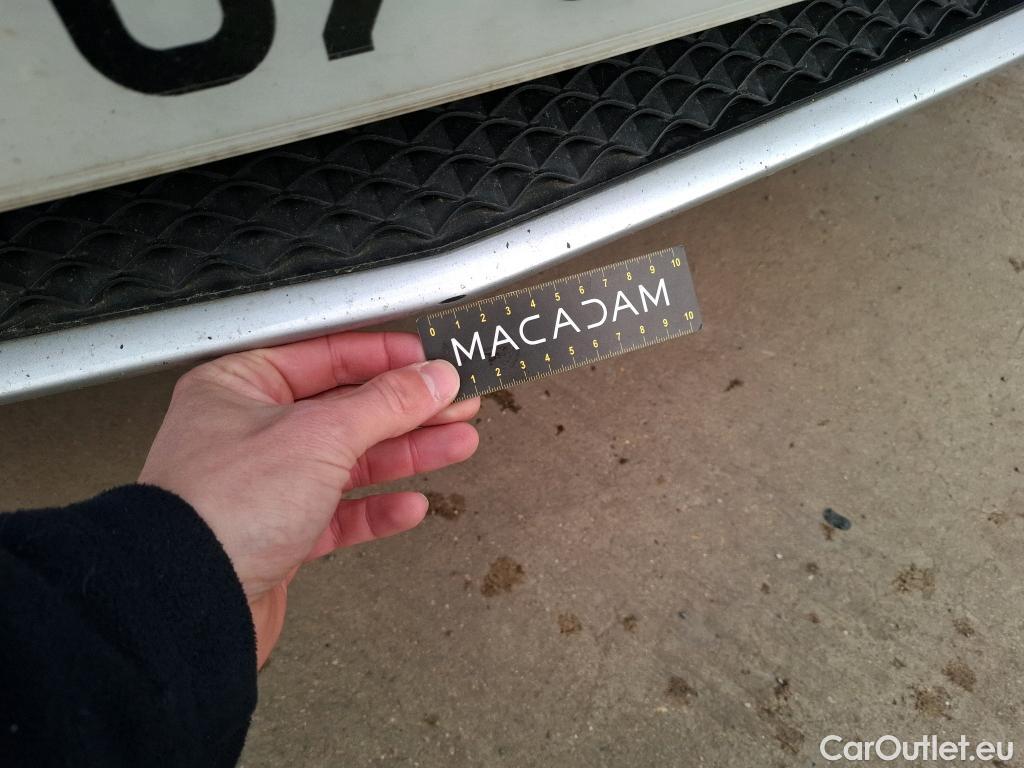  Mercedes  A-Klasse MERCEDES-BENZ Classe A Berline / 2018 / 4P / Berline A 200 d Business Line 8G-DCT #23