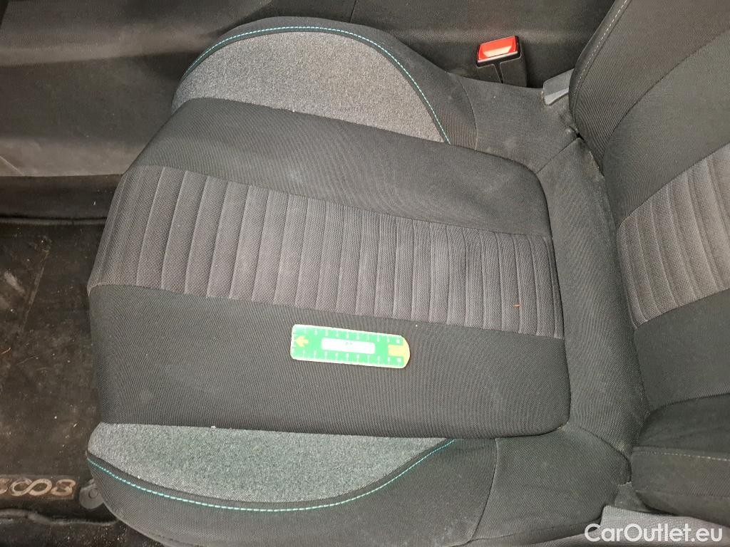  Peugeot  3008  II Active Pack 1.2 PureTech 130CV BVA8 E6d #10