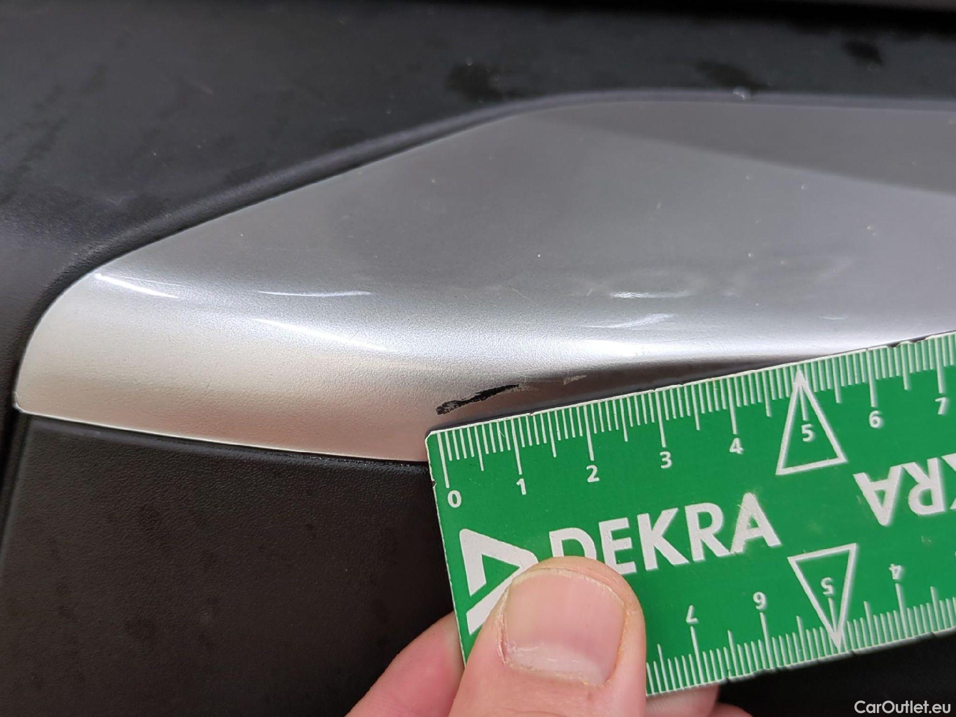  Peugeot  2008  Allure Pack 1.5 HDi 110CV BVM6 E6d #20