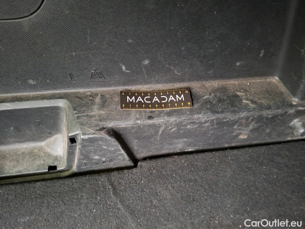  Peugeot  3008  II Active Pack 1.5 HDi 130CV BVA8 E6d #39