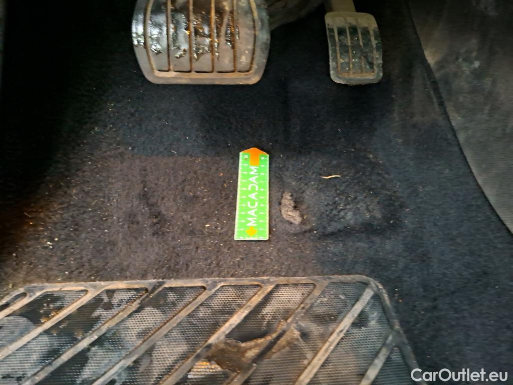  Peugeot  3008  II Active Pack 1.5 HDi 130CV BVA8 E6d #36