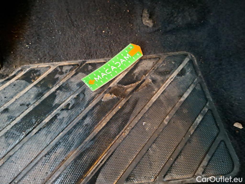  Peugeot  3008  II Active Pack 1.5 HDi 130CV BVA8 E6d #35