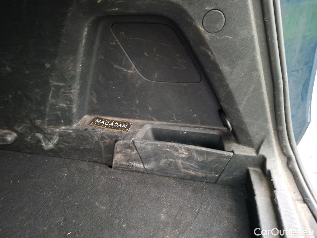  Peugeot  3008  II Active Pack 1.5 HDi 130CV BVA8 E6d #41