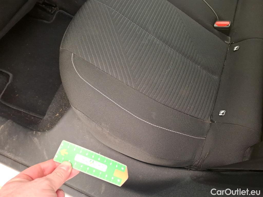  Peugeot  308  Active Pack 1.2 PureTech 110CV BVM6 E6d #13