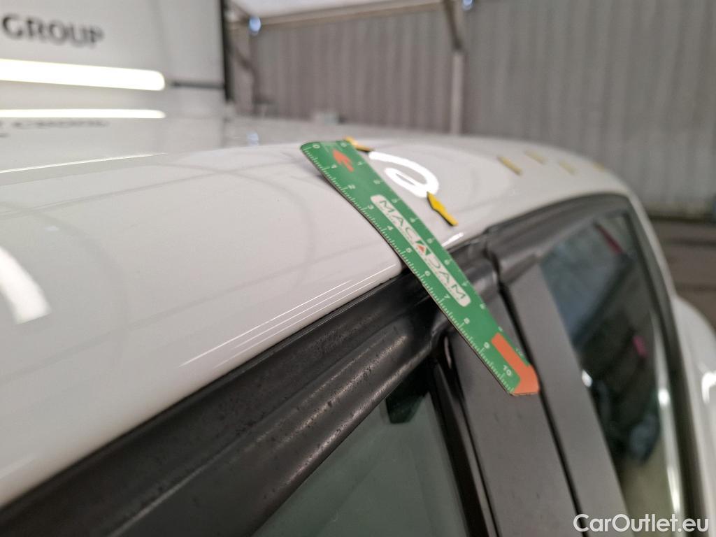  Renault  Clio  IV Business 0.9 TCe 90CV BVM5 E6 #47