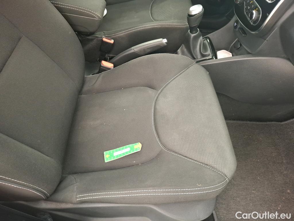  Renault  Clio RENAULT  / 2016 / 5P / Berline &Business TCe 90 #31