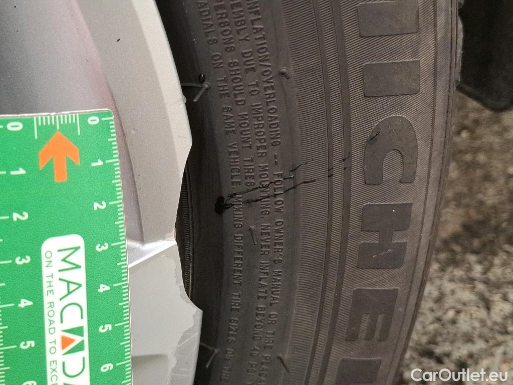  Renault  Captur  II Business 1.5 dCi 115CV BVA7 E6dT #14