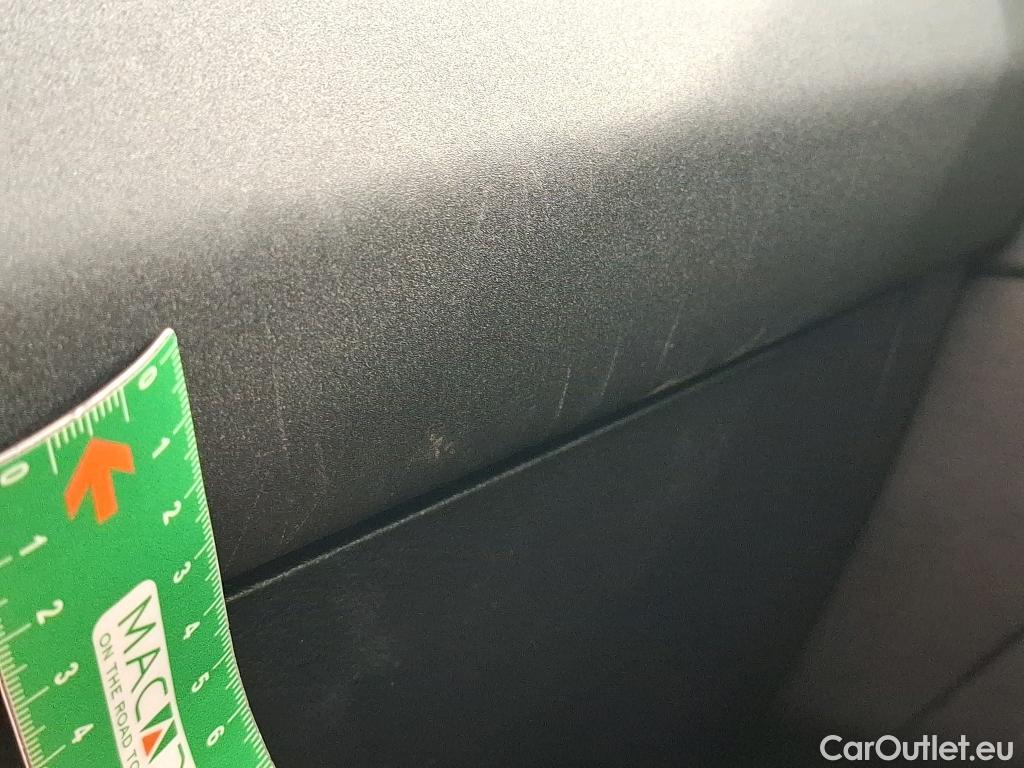  Renault  Captur  II Business 1.5 dCi 115CV BVA7 E6dT #7