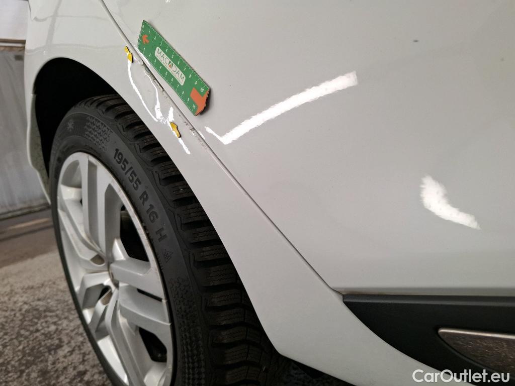  Renault  Clio  IV Business 0.9 TCe 90CV BVM5 E6 #36