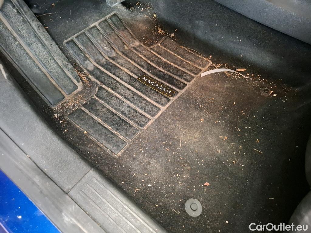  Renault  Clio  V Business 1.6 E-TECH Hybrid 140CV BVA6 E6d #18