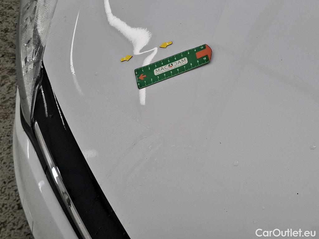  Renault  Clio RENAULT  / 2016 / 5P / Berline &Business TCe 90 #25