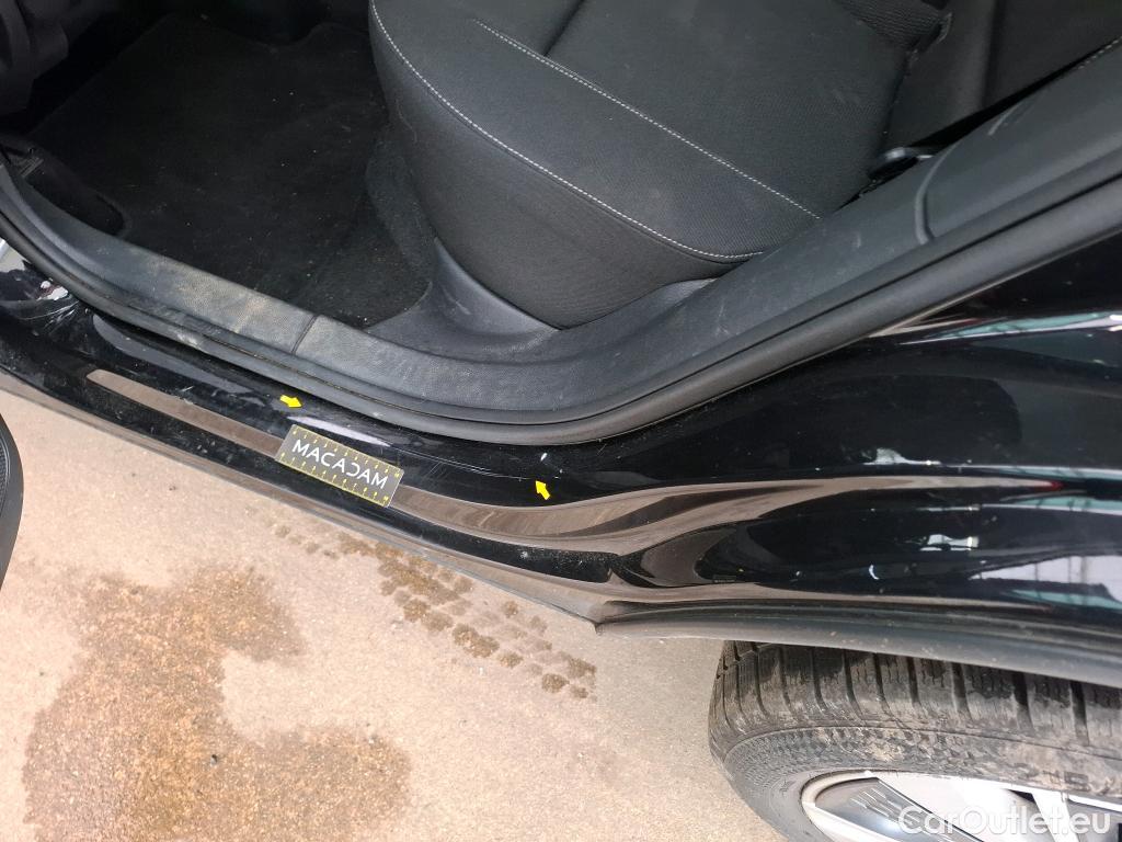  Skoda  Karoq SKODA  / 2022 / 5P / SUV 1.5 TSI 150ch ACT DSG7 Business #1