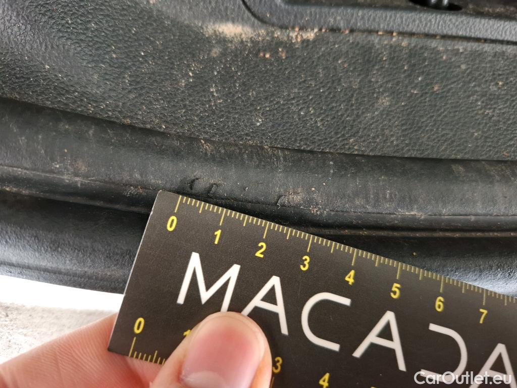  Renault  Megane RENAULT Mégane Berline / 2020 / 5P / Berline Business TCe 140 EDC FAP #17