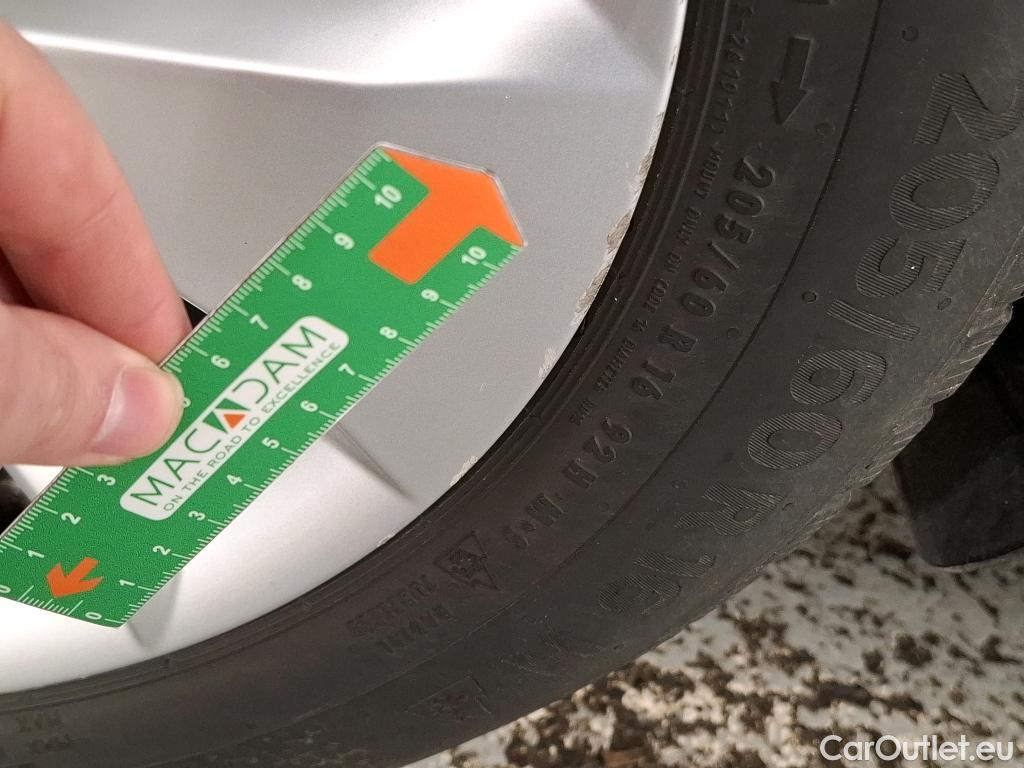  Skoda  Octavia  Combi Business 2.0 TDI 115CV BVM6 E6dT #23