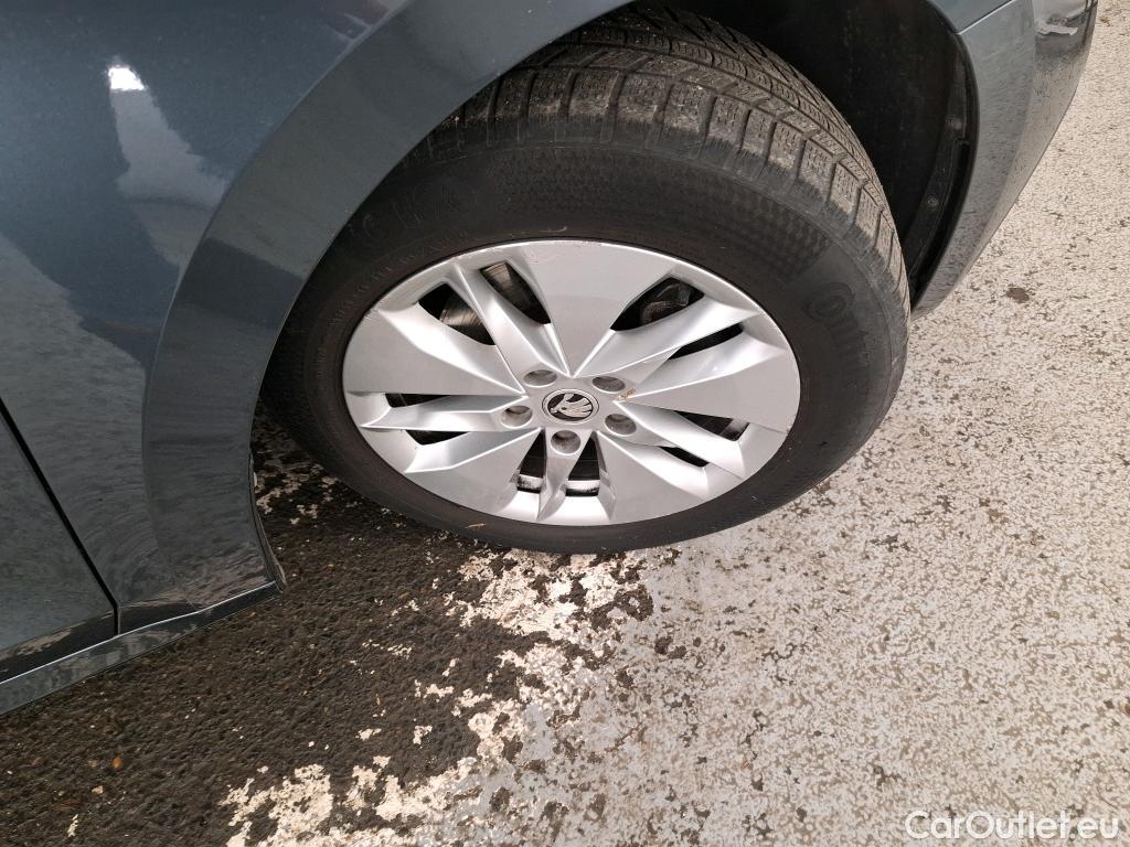  Skoda  Octavia  Combi Business 2.0 TDI 115CV BVM6 E6dT #26