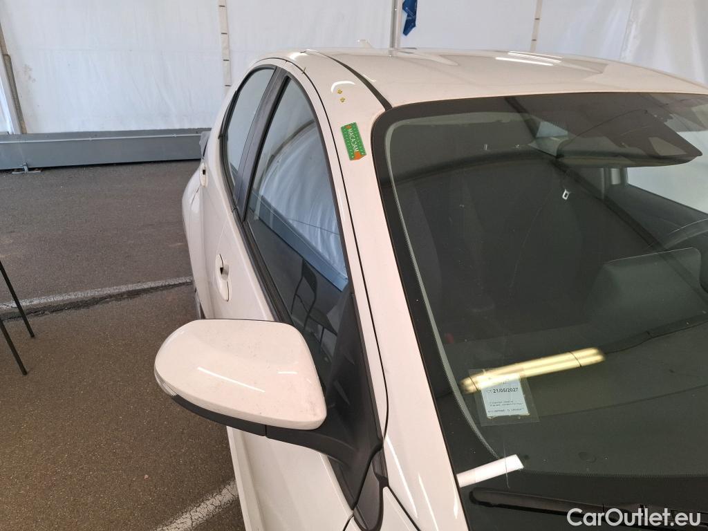  Toyota  Yaris TOYOTA  Hybride / 2019 / 5P / Berline Hybride 116h France Business Stage Acad #120