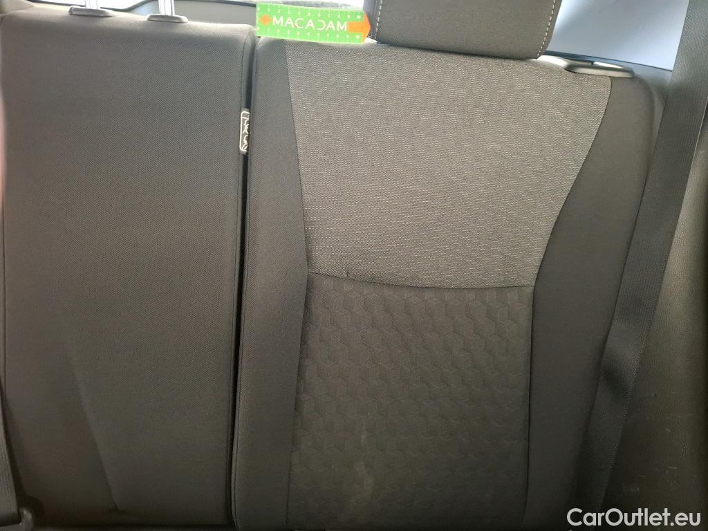  Toyota  Yaris TOYOTA  Hybride / 2019 / 5P / Berline Hybride 116h France Business Stage Acad #106