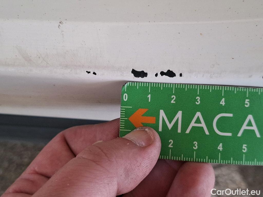  Toyota  Yaris TOYOTA  Hybride / 2019 / 5P / Berline Hybride 116h France Business Stage Acad #28