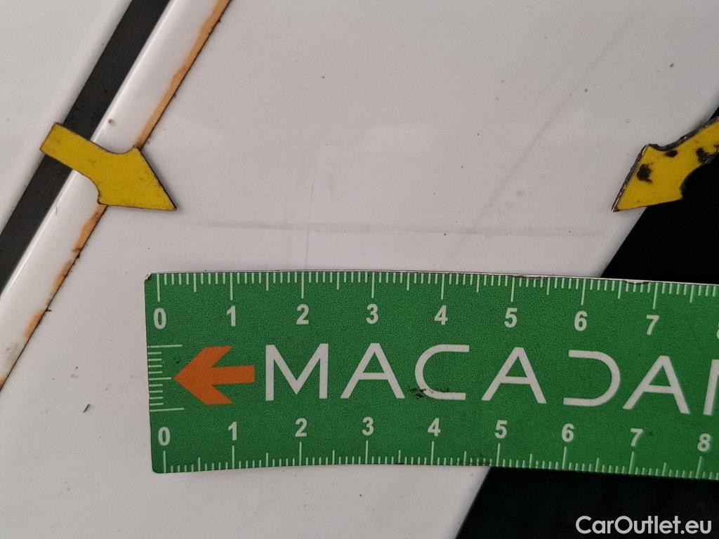  Toyota  Yaris TOYOTA  Hybride / 2019 / 5P / Berline Hybride 116h France Business Stage Acad #115