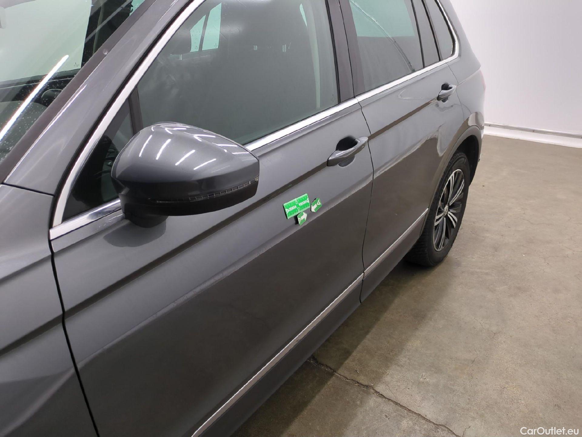  Volkswagen  Tiguan VOLKSWAGEN  5p SUV 2.0 TDI 150 DSG7 Carat 4Motion #39