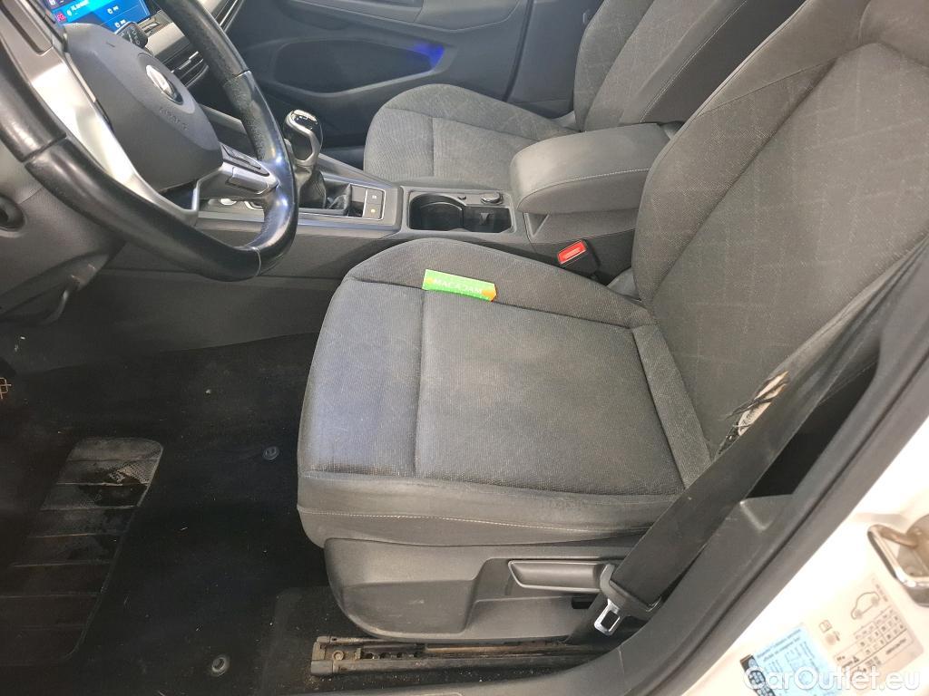  Volkswagen  Golf  VOLKSWAGEN / 2020 / 5P / Berline 1.0 TSI OPF 110 BVM6 Life Busi 1st #1