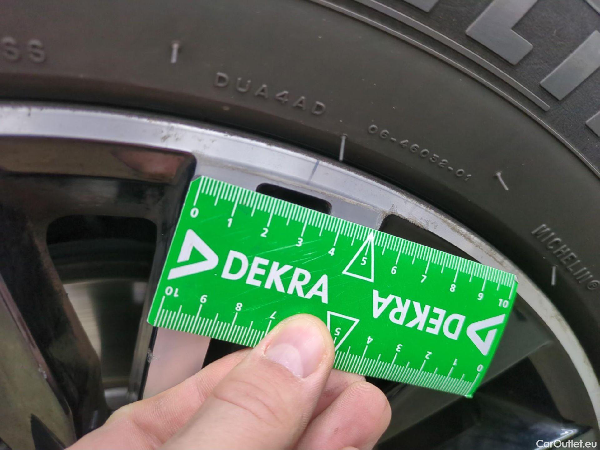  Volkswagen  Tiguan VOLKSWAGEN  5p SUV 2.0 TDI 150 DSG7 Carat 4Motion #16