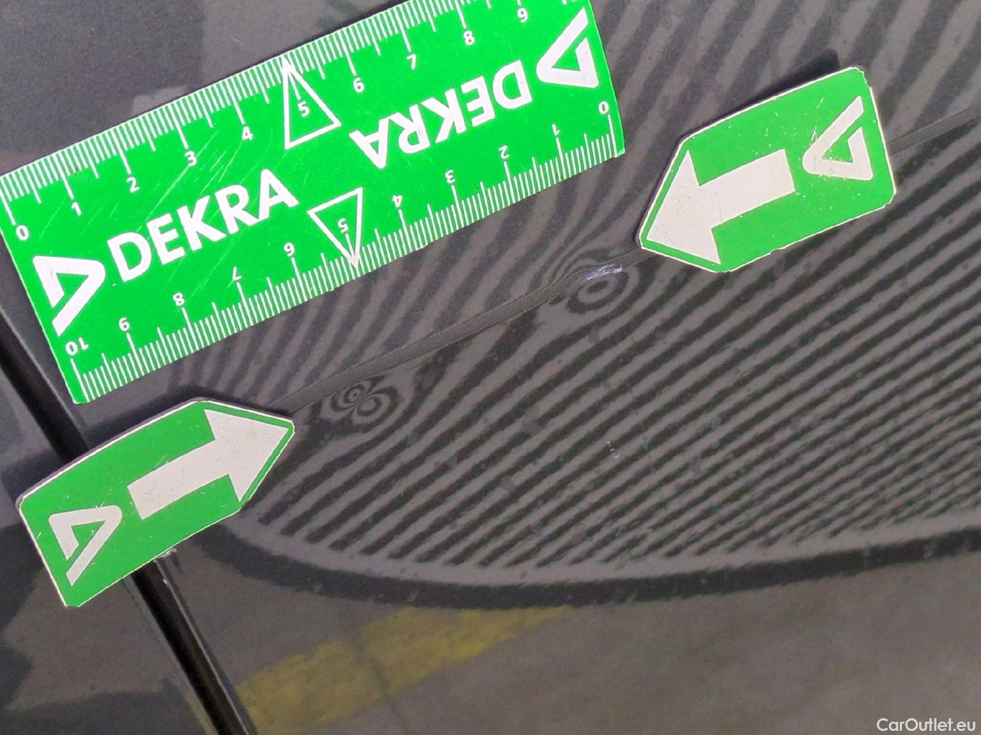  Volkswagen  Tiguan VOLKSWAGEN  5p SUV 2.0 TDI 150 DSG7 Carat 4Motion #32