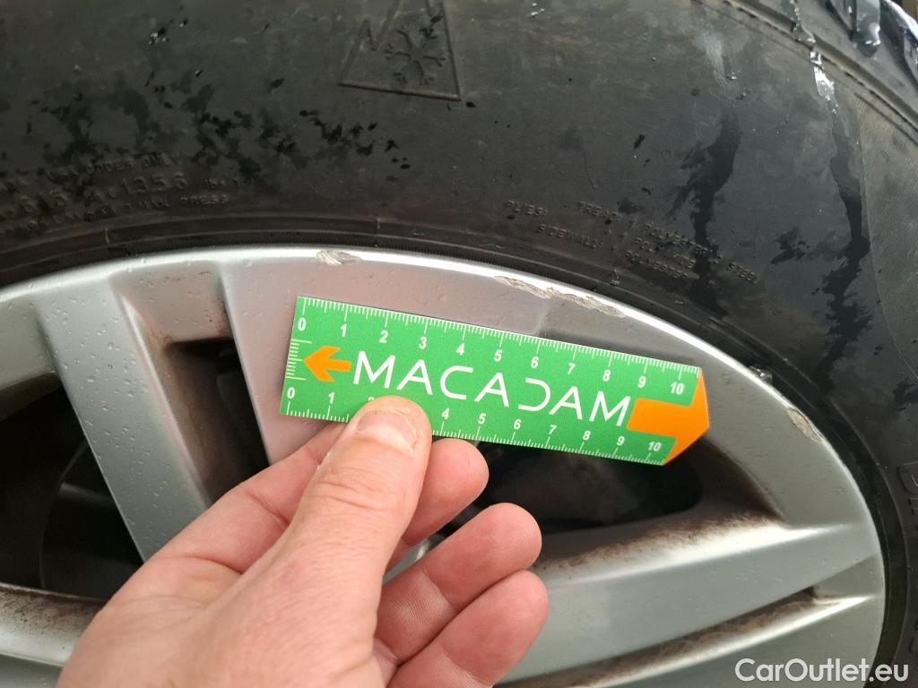  Volkswagen  Golf  VOLKSWAGEN / 2020 / 5P / Berline 1.0 TSI OPF 110 BVM6 Life Busi 1st #26