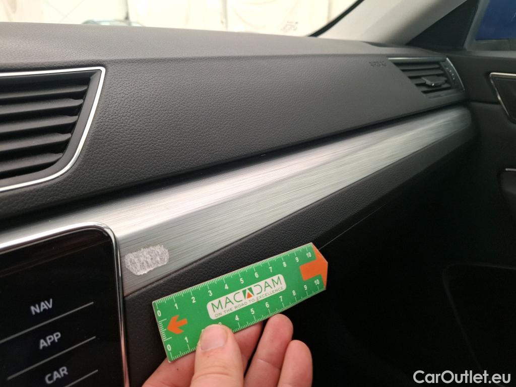  Skoda  Superb SKODA  Combi  2019  5P  Break 20 TDI SCR 150 DSG7 Business #3