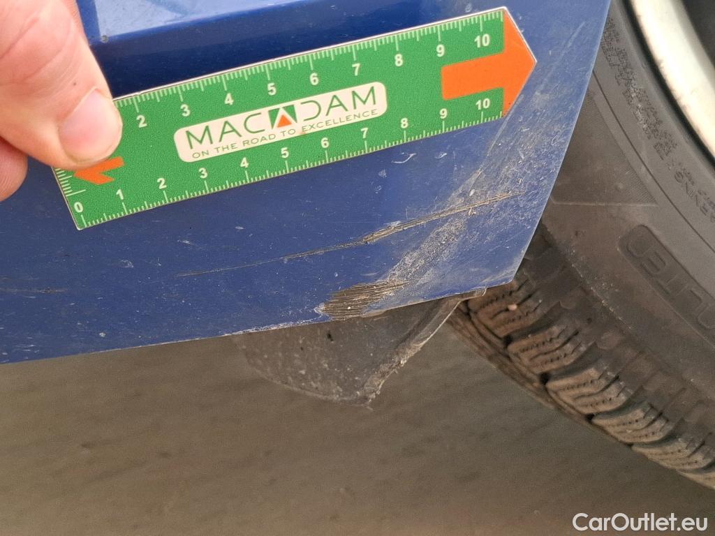  Skoda  Superb SKODA  Combi  2019  5P  Break 20 TDI SCR 150 DSG7 Business #2