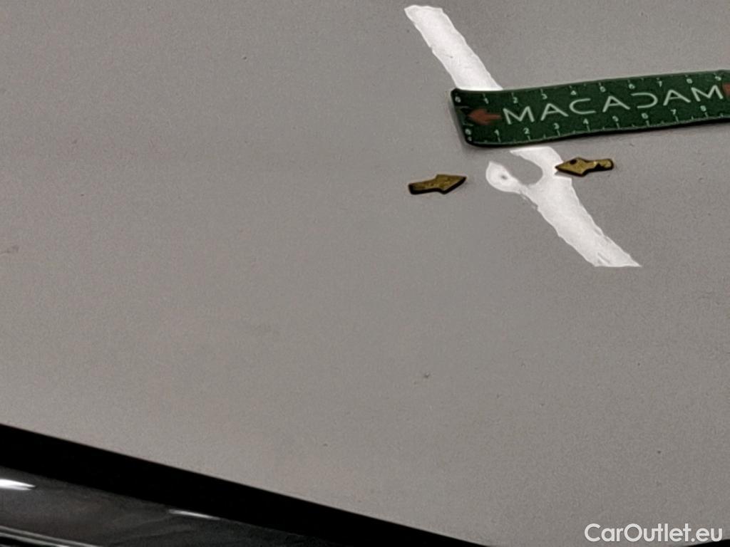  Toyota  Yaris TOYOTA  Hybride / 2019 / 5P / Berline Hybride 116h France Business Stage Acad #48