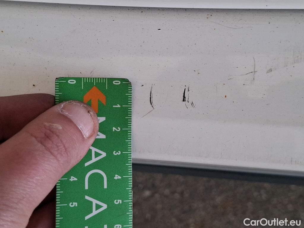  Toyota  Yaris TOYOTA  Hybride / 2019 / 5P / Berline Hybride 116h France Business Stage Acad #26