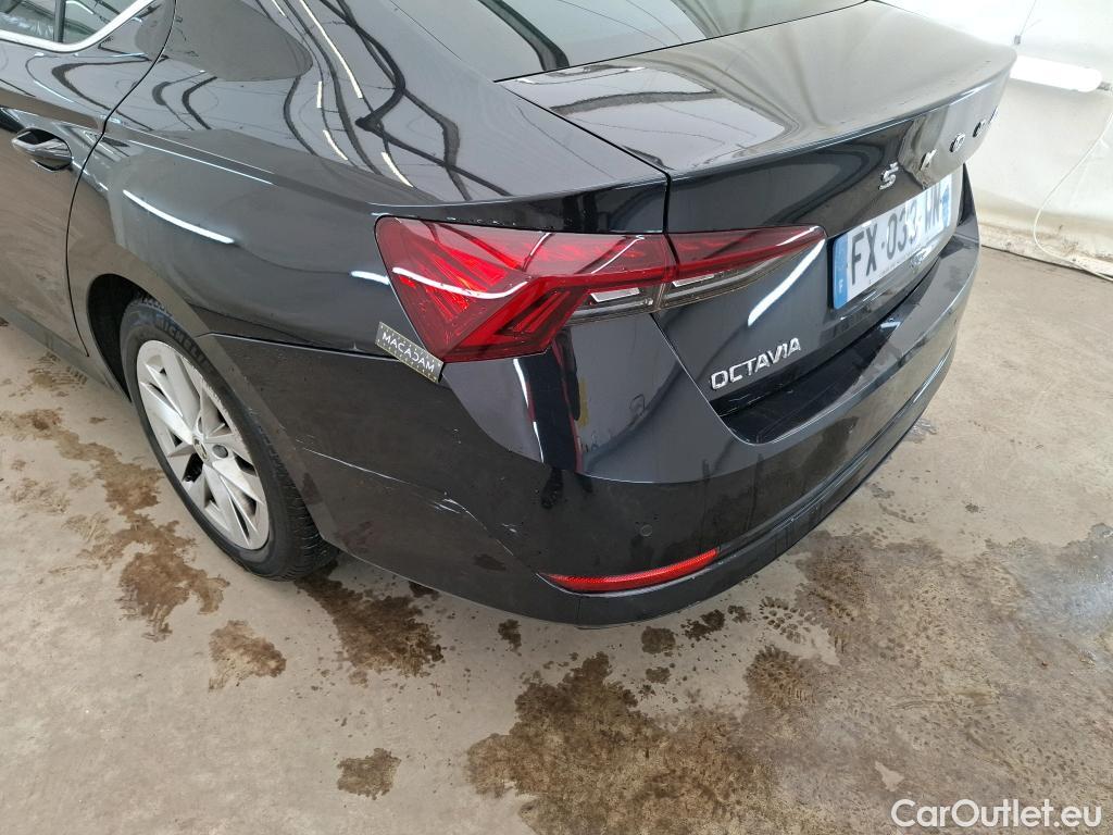 Skoda  Octavia  Berline Style 2.0 TDI 150CV BVA7 E6d #23