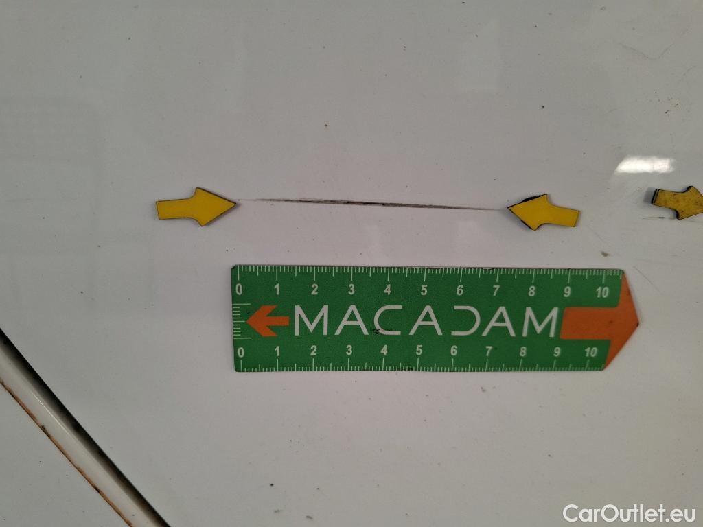  Toyota  Yaris TOYOTA  Hybride / 2019 / 5P / Berline Hybride 116h France Business Stage Acad #21