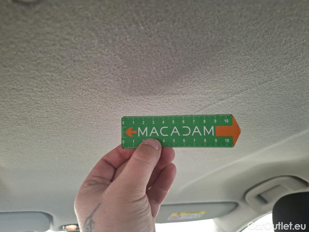  Toyota  Yaris TOYOTA  Hybride / 2019 / 5P / Berline Hybride 116h France Business Stage Acad #112