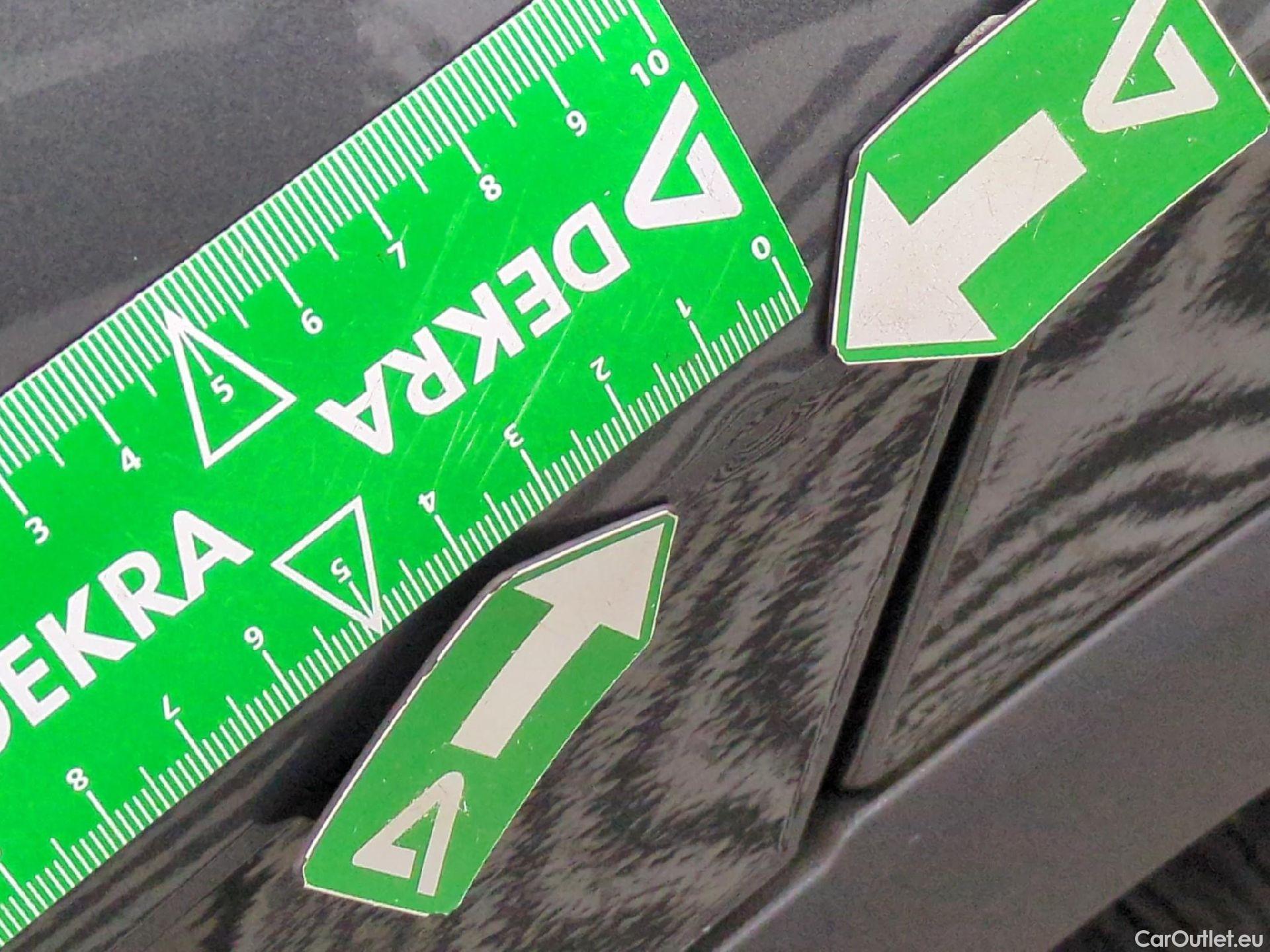  Volkswagen  Tiguan VOLKSWAGEN  5p SUV 2.0 TDI 150 DSG7 Carat 4Motion #40