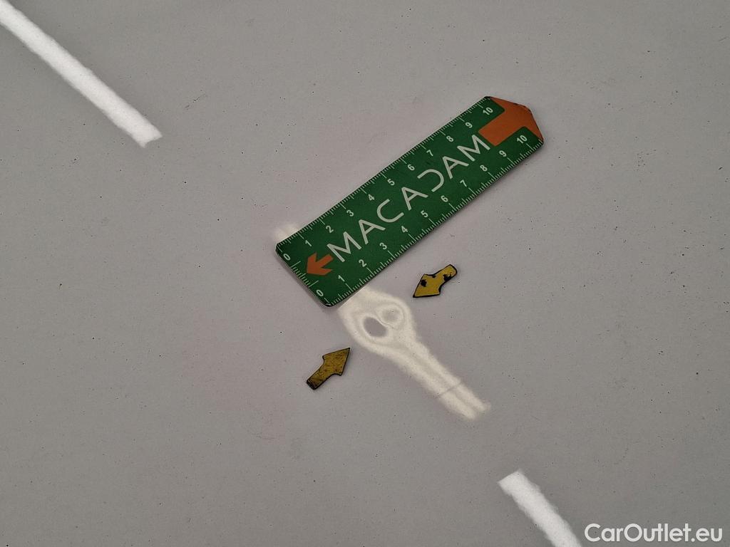  Toyota  Yaris TOYOTA  Hybride / 2019 / 5P / Berline Hybride 116h France Business Stage Acad #46