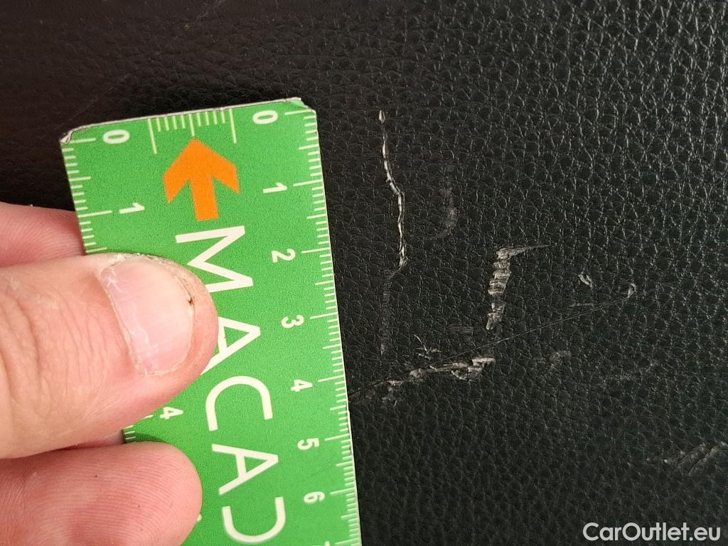  Toyota  Yaris TOYOTA  Hybride / 2019 / 5P / Berline Hybride 116h France Business Stage Acad #66