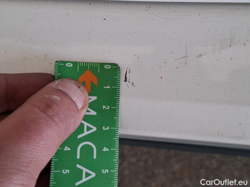  Toyota  Yaris TOYOTA  Hybride / 2019 / 5P / Berline Hybride 116h France Business Stage Acad #27