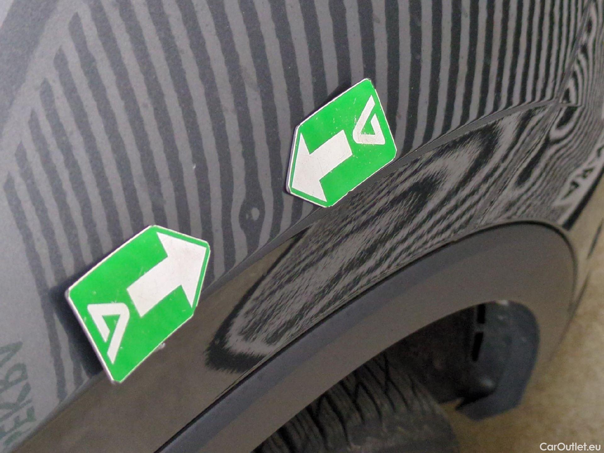  Volkswagen  Tiguan VOLKSWAGEN  5p SUV 2.0 TDI 150 DSG7 Carat 4Motion #35