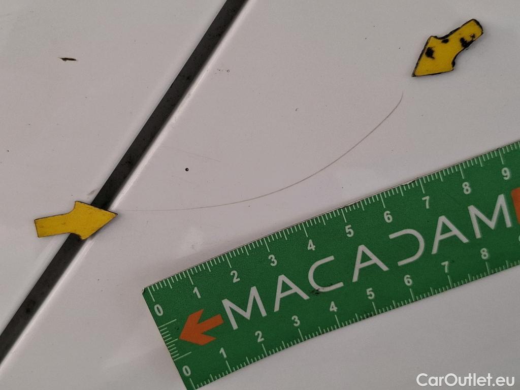  Toyota  Yaris TOYOTA  Hybride / 2019 / 5P / Berline Hybride 116h France Business Stage Acad #116