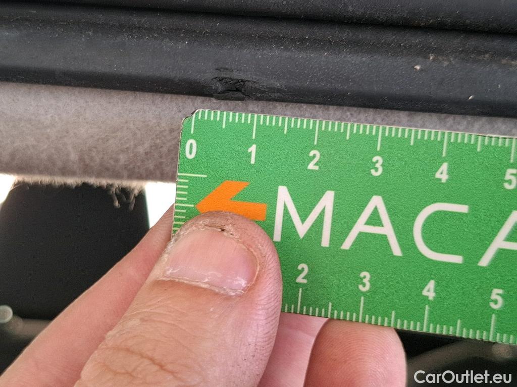  Toyota  Yaris TOYOTA  Hybride / 2019 / 5P / Berline Hybride 116h France Business Stage Acad #39