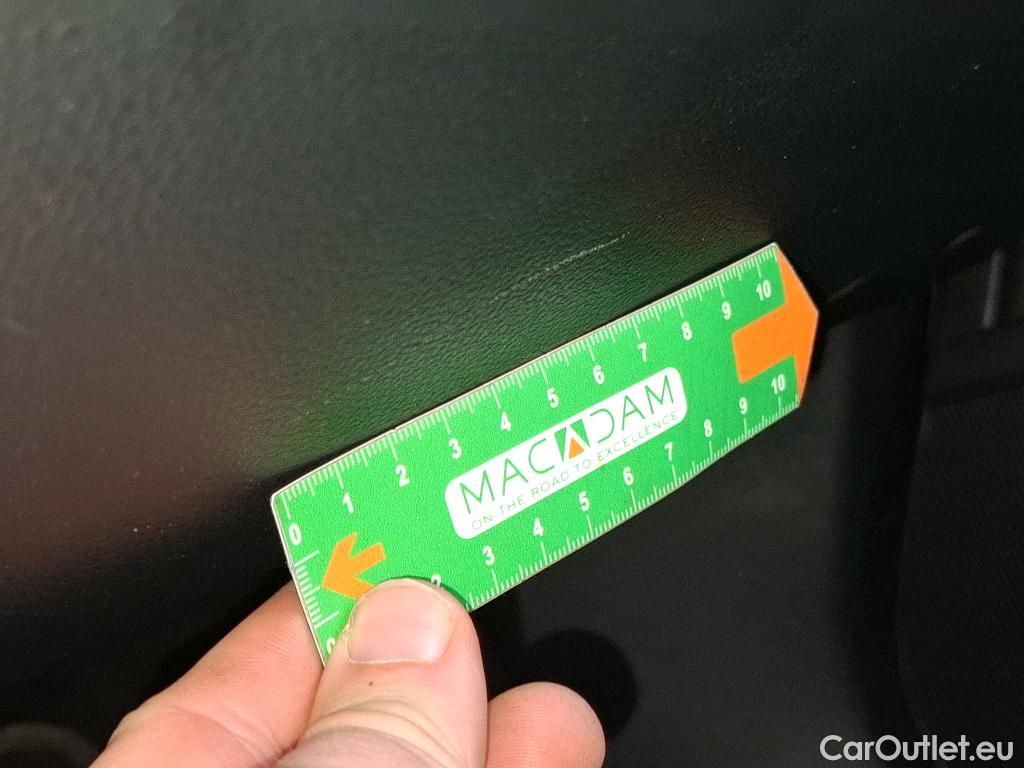  Skoda  Superb SKODA  Combi  2019  5P  Break 20 TDI SCR 150 DSG7 Business #7