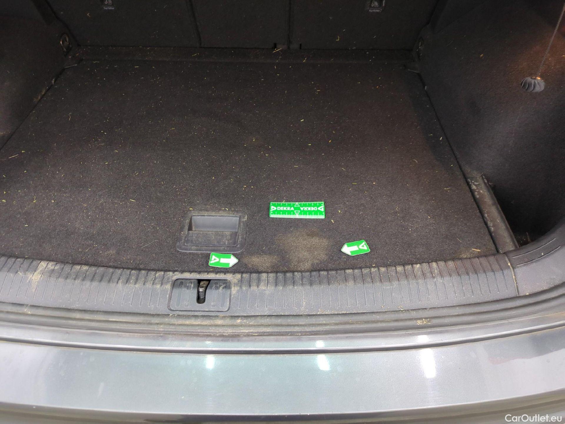  Volkswagen  Tiguan VOLKSWAGEN  5p SUV 2.0 TDI 150 DSG7 Carat 4Motion #1