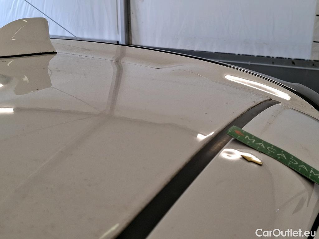  Toyota  Yaris TOYOTA  Hybride / 2019 / 5P / Berline Hybride 116h France Business Stage Acad #18