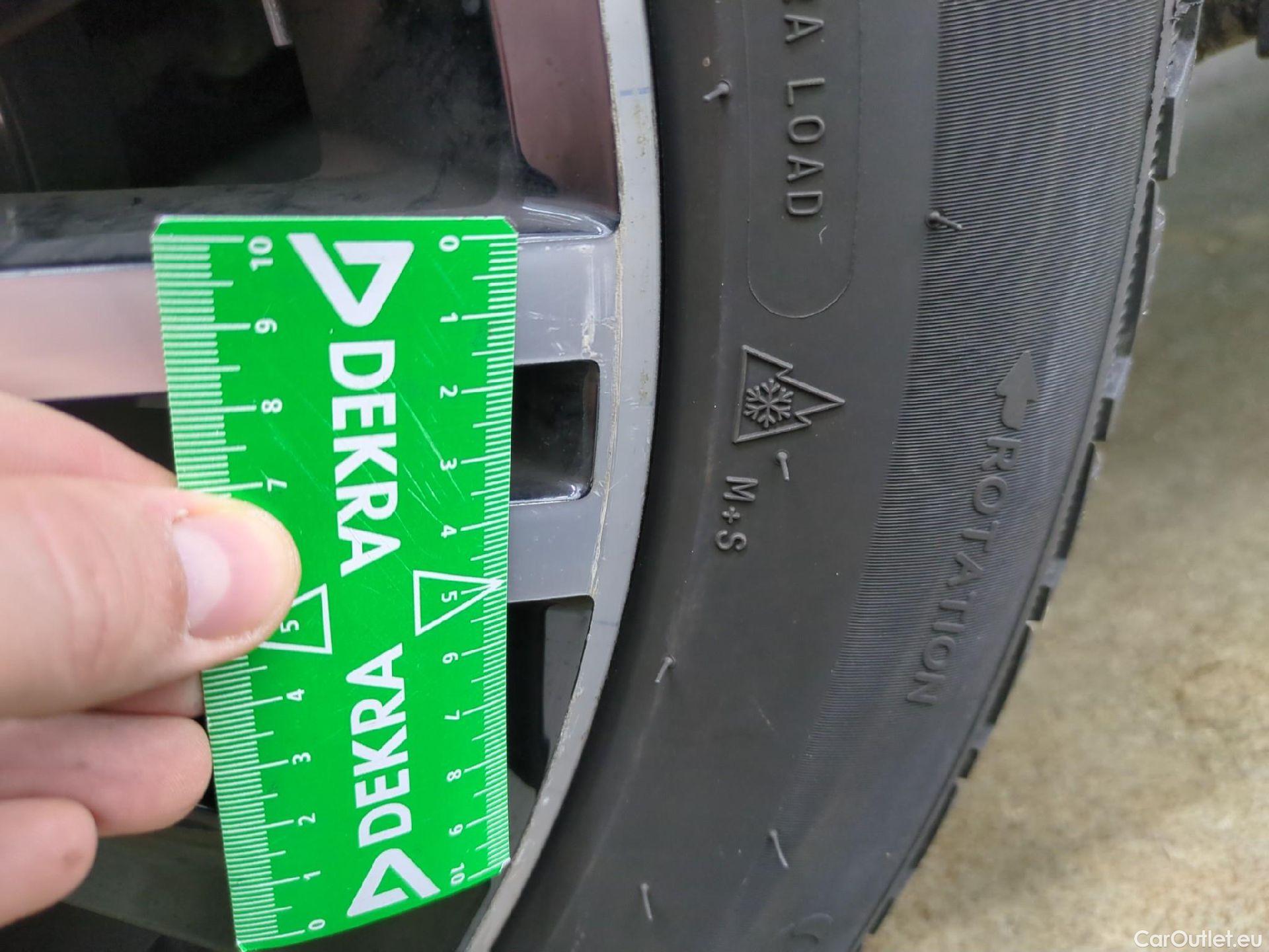  Volkswagen  Tiguan VOLKSWAGEN  5p SUV 2.0 TDI 150 DSG7 Carat 4Motion #14