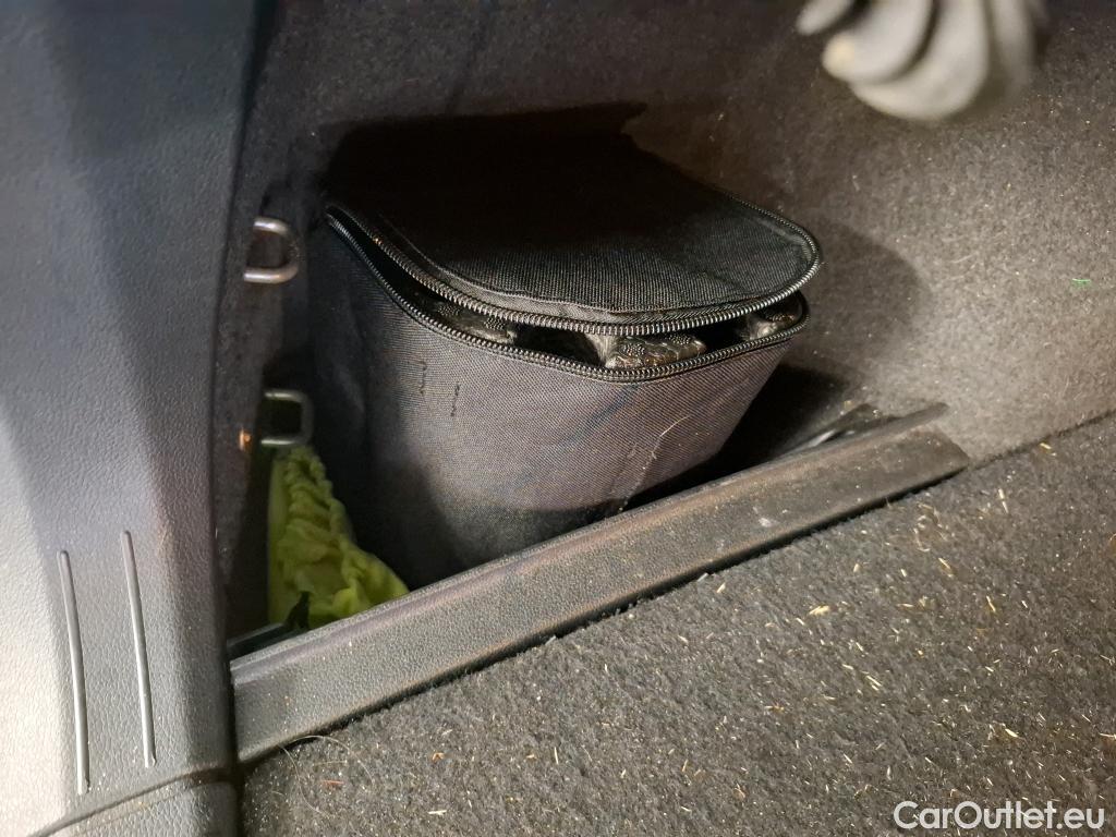  Volkswagen  Tiguan VOLKSWAGEN  5p SUV 2.0 TDI 150 DSG7 Carat Exclusive #11